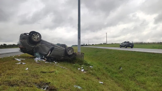 DIPUTADO NACIONALISTA MARIO COLMAN DESPISTÓ Y VOLCÓ EN RUTA 1