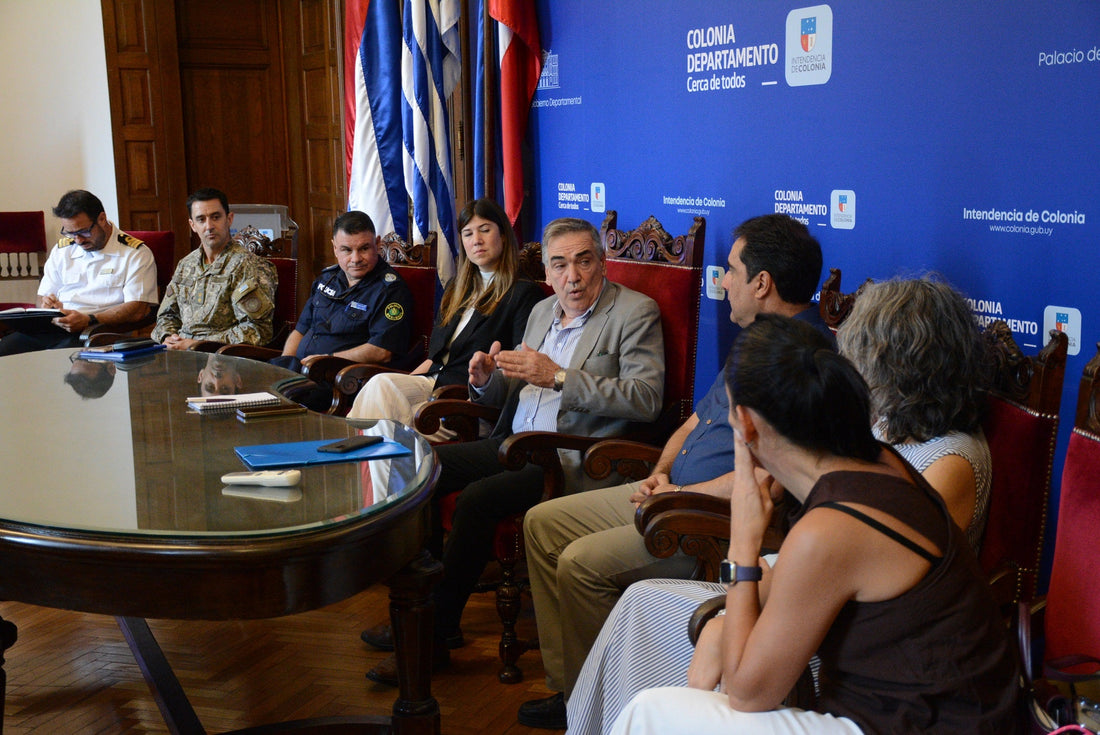 COMITÉ DEPARTAMENTAL DE EMERGENCIAS Y CECOED SE REUNIERON EN COLONIA ESTE JUEVES PARA TRATAR DIVERSOS TEMAS