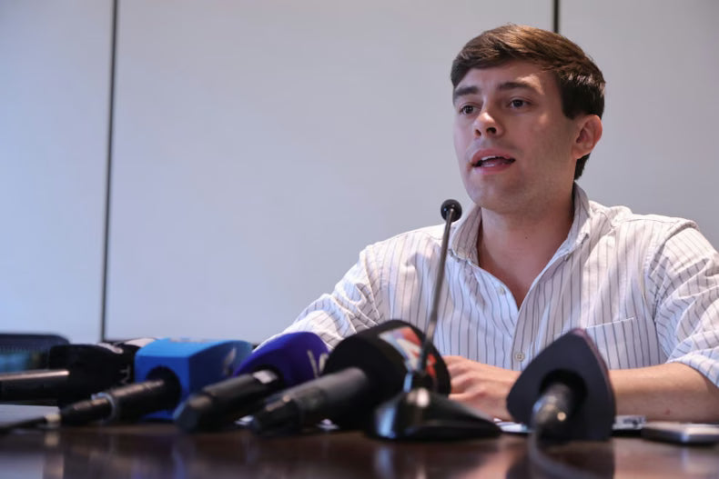 EDIL GONZALO GÓMEZ BRINDÓ UNA CONFERENCIA DE PRENSA EN EL MARCO DE LA OPERACIÓN TRAZADOR: "DEBÍ HABER TENIDO MÁS RECAUDOS"
