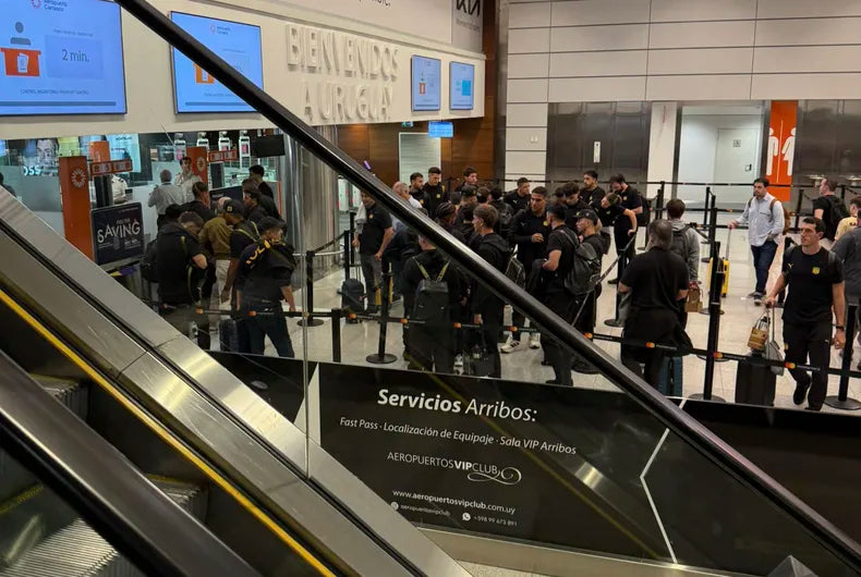 PEÑAROL NO PUDO VIAJAR A BOLIVIA POR DESPERFECTOS EN EL AVIÓN