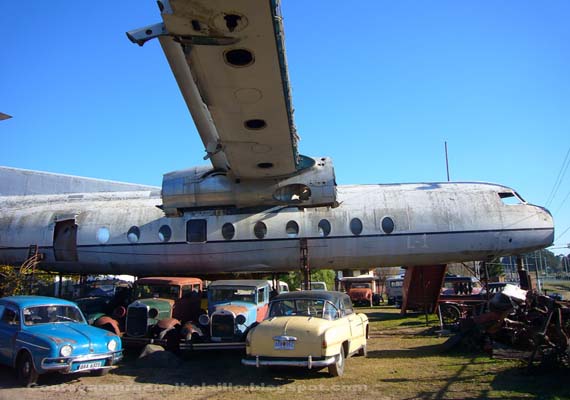 RETIRARON EL AVIÓN DE NEPTUNIA TRAS 32 AÑOS JUNTO A LA RUTA INTERBALNEARIA