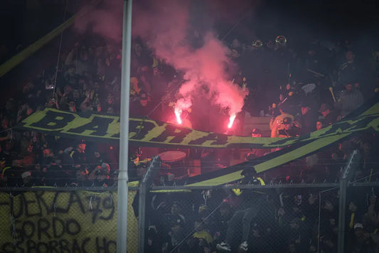 PEÑAROL ANUNCIÓ QUE POR DISPOSICIÓN DEL MINISTRO CARLOS NEGRO SUS HINCHAS SALDRÁN PRIMERO DEL CAMPEÓN DEL SIGLO ESTE MIÉRCOLES