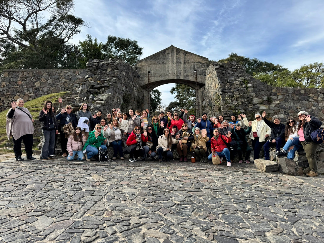 MUJERES ARTESANAS DEL DEPARTAMENTO VISITARON COLONIA DEL SACRAMENTO
